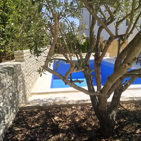 Villa Gregovica 2 Apartmani & Suit * Pula