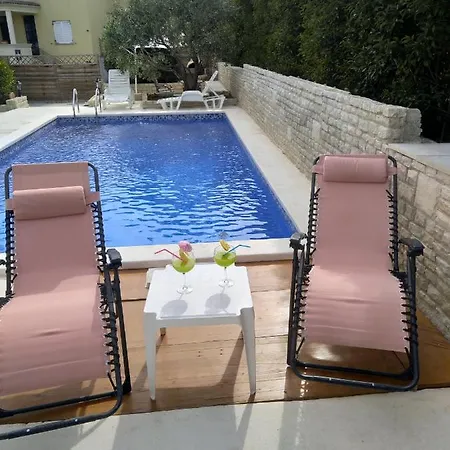 Villa Gregovica 2 Apartmani & Suit Pula