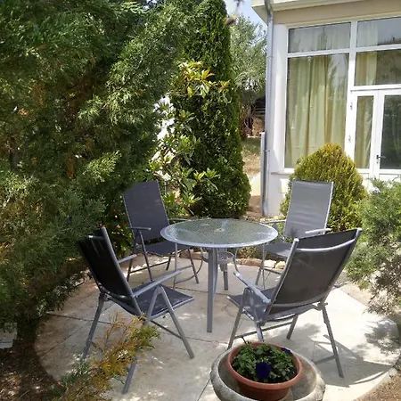 Villa Gregovica 2 Apartmani & Suit *