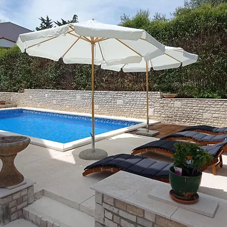Appartamento Villa GREGOVICA 2 Apartmani&Suit