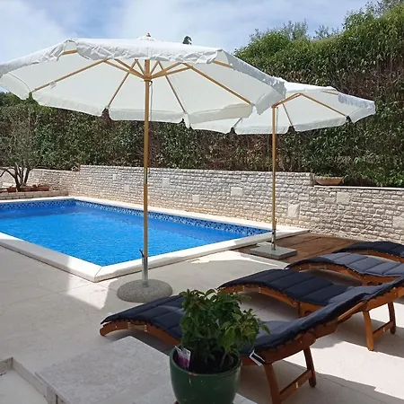 Villa Gregovica 2 Apartmani & Suit Apartment *