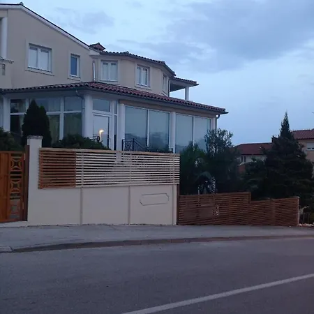 Villa Gregovica 2 Apartmani & Suit * Pula